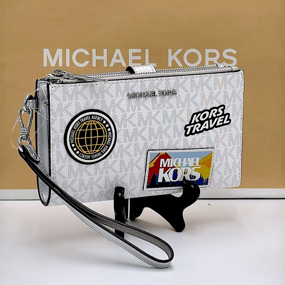 MICHAEL KORS Jet Set Travel Larg Embellished Signature Logo Wristlet OPTIC WHITE